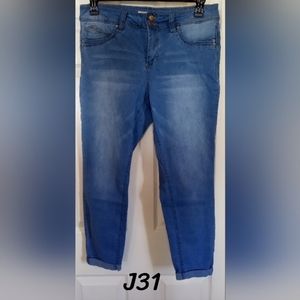 ROYALTY For Me Denim Stretch Jeans, skinny/straight leg, Sz 12 "wannabettabutt"